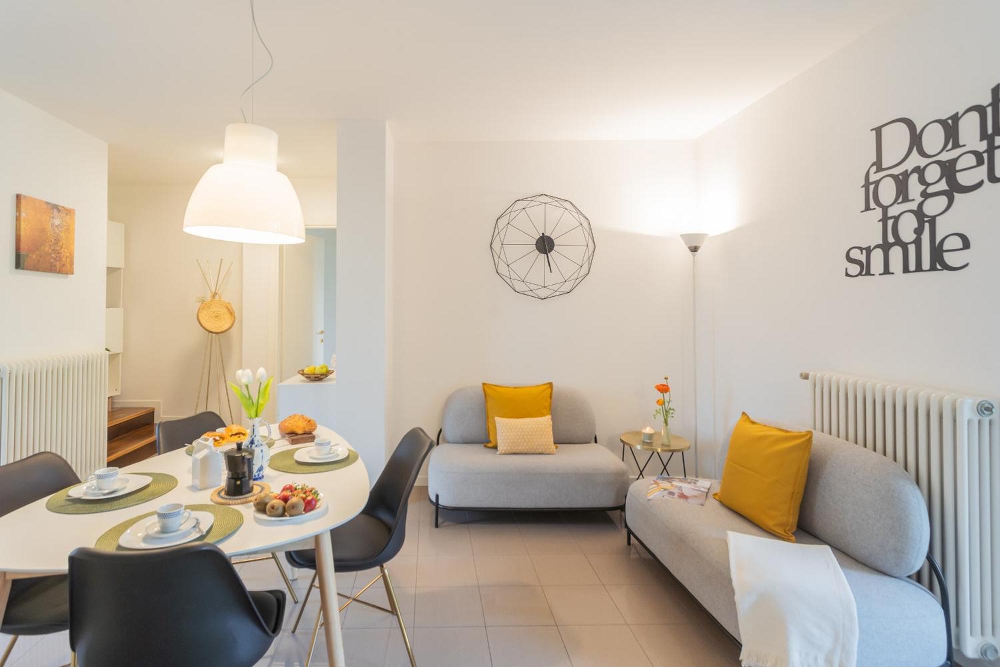 Ponente Balcony & Garden By Rent All Como Gravedona Eksteriør billede