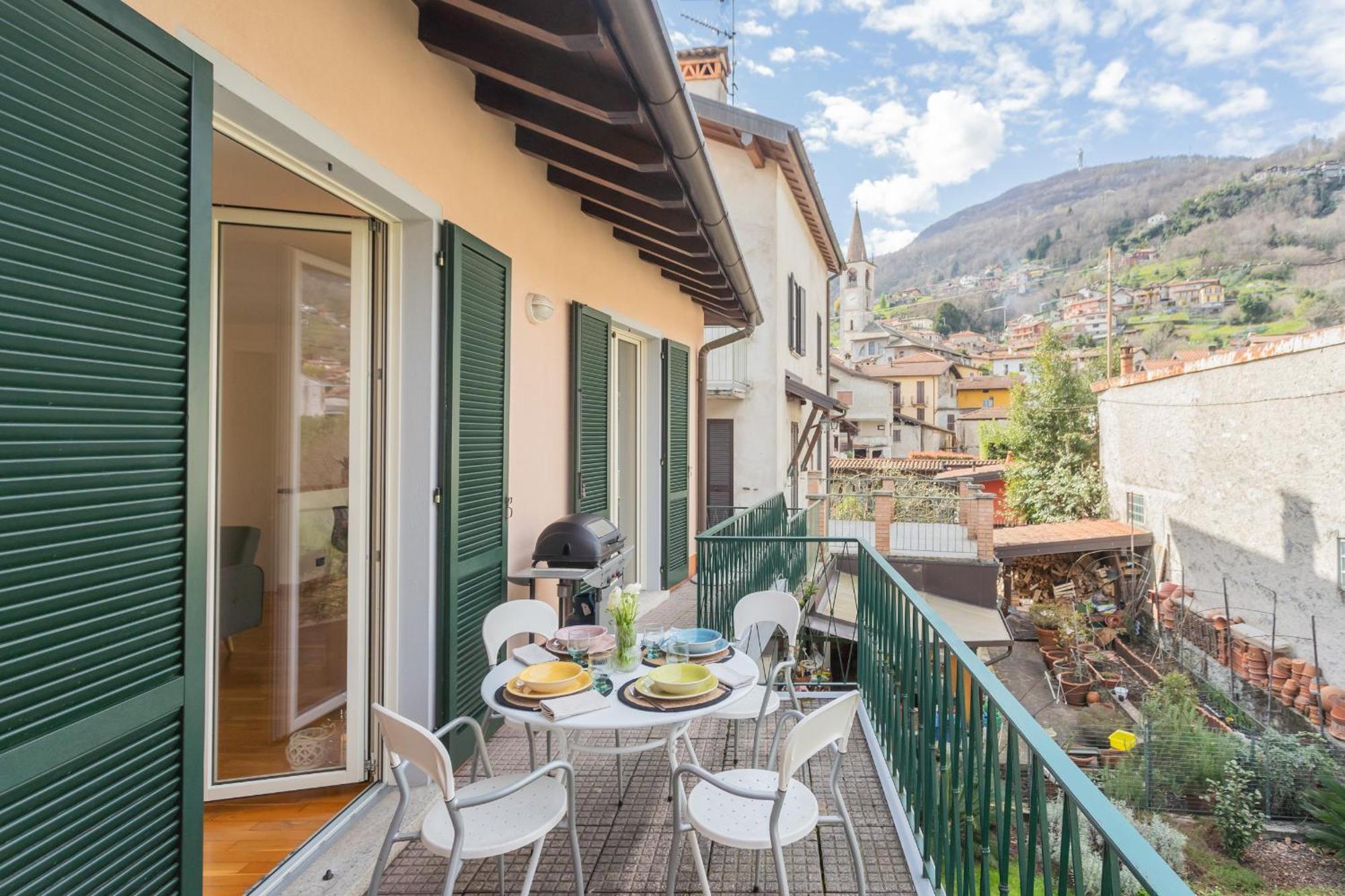 Ponente Balcony & Garden By Rent All Como Gravedona Eksteriør billede
