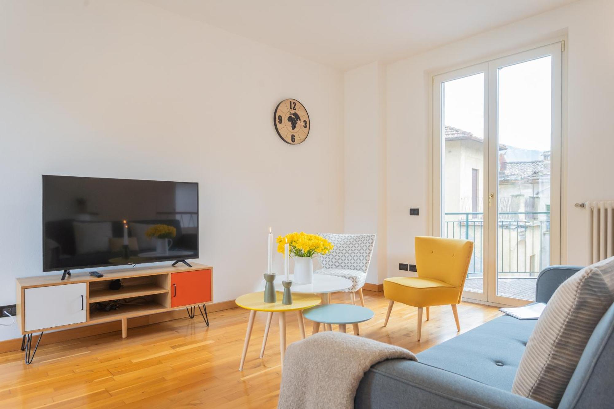 Ponente Balcony & Garden By Rent All Como Gravedona Eksteriør billede