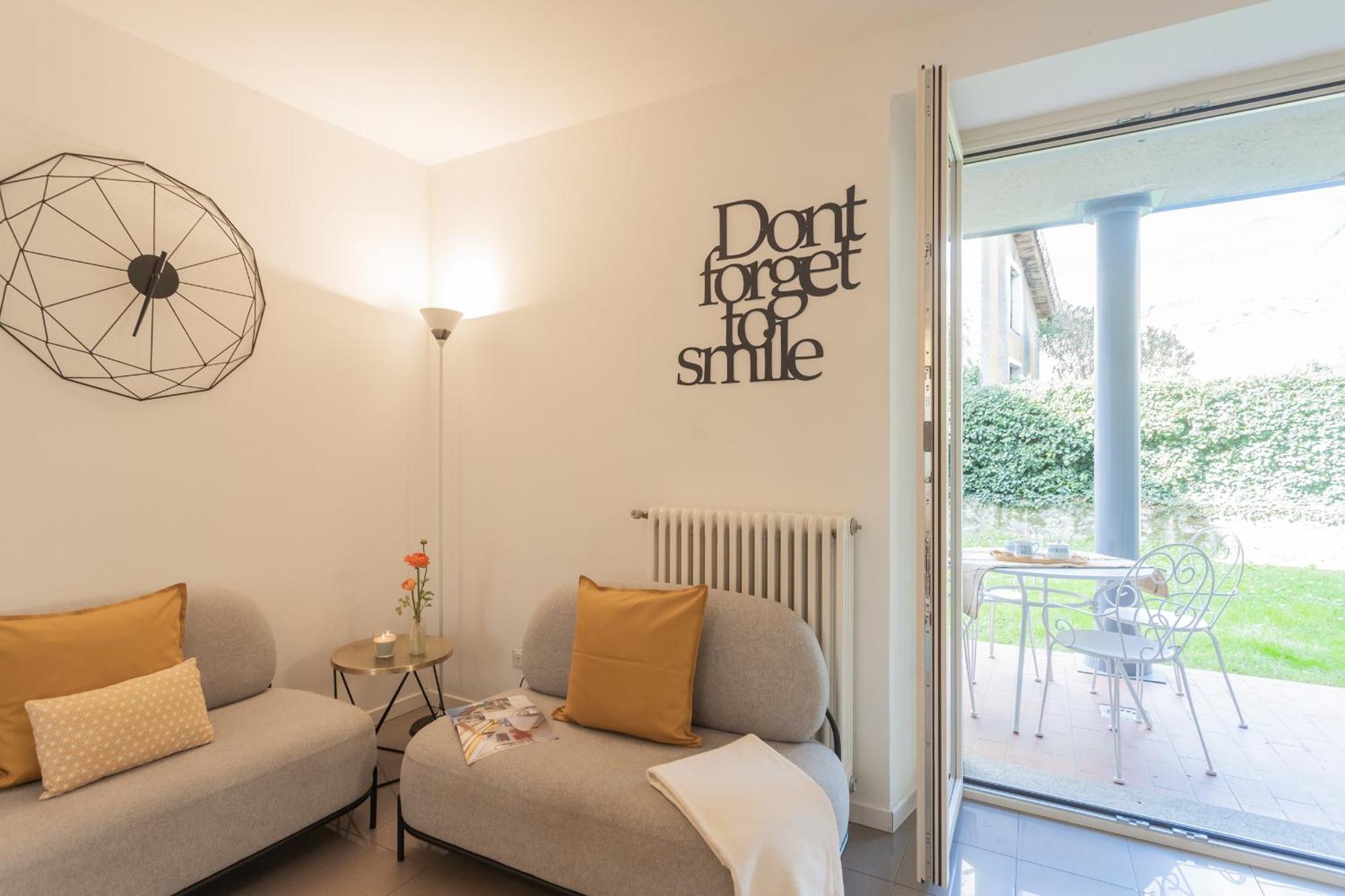 Ponente Balcony & Garden By Rent All Como Gravedona Eksteriør billede