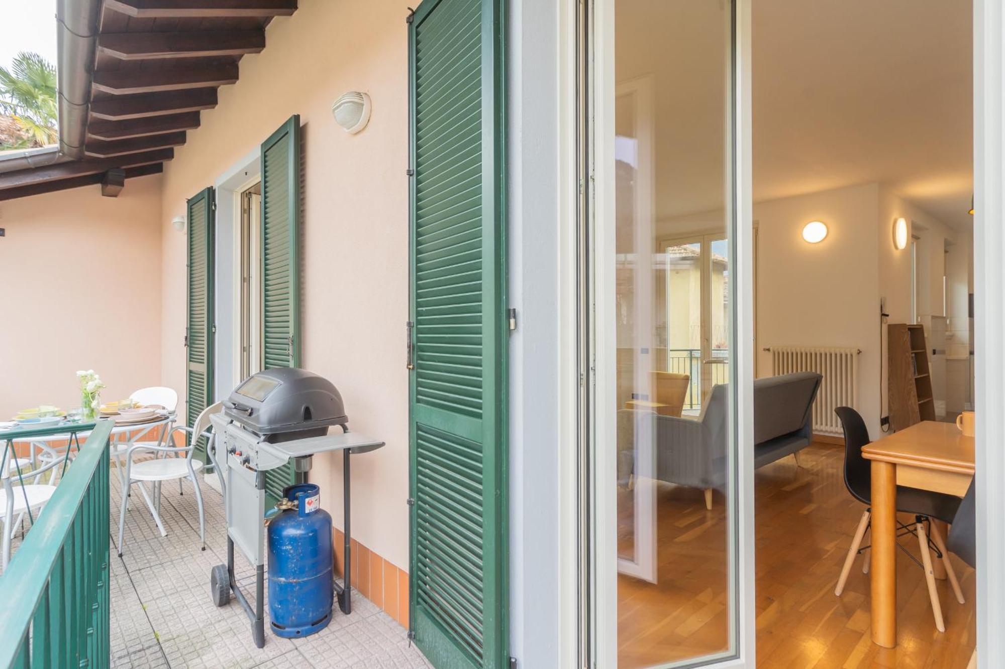 Ponente Balcony & Garden By Rent All Como Gravedona Eksteriør billede