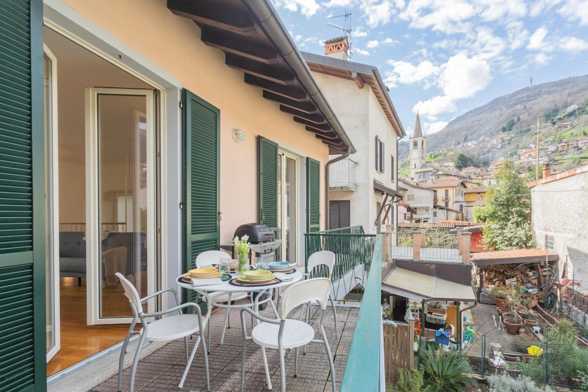 Ponente Balcony & Garden By Rent All Como Gravedona Eksteriør billede
