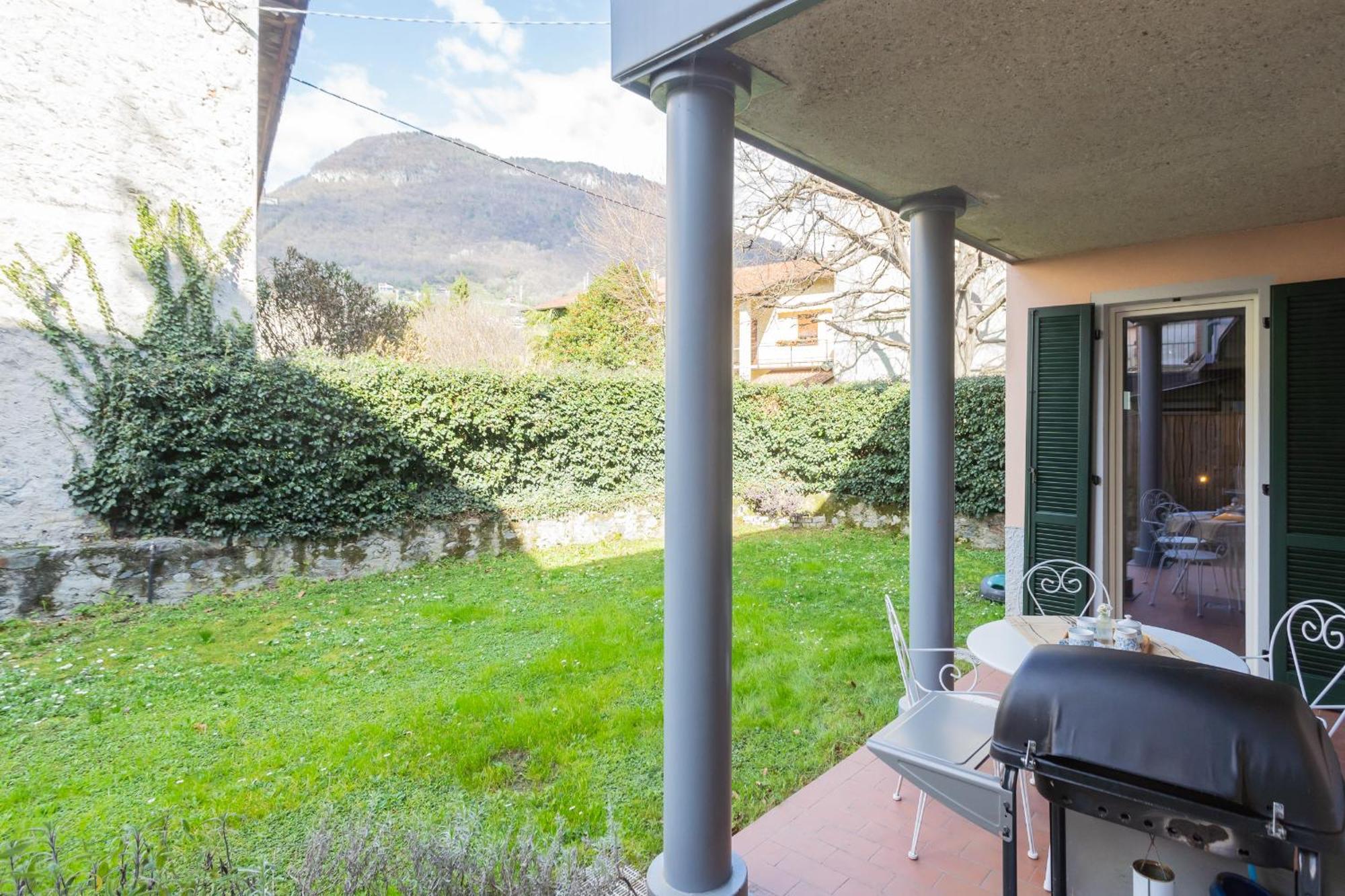 Ponente Balcony & Garden By Rent All Como Gravedona Eksteriør billede